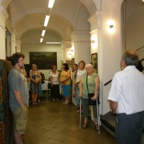 Kurátor výstavy PhDr. P. Holodňák představil výstavu, která je vskutku unikátní.