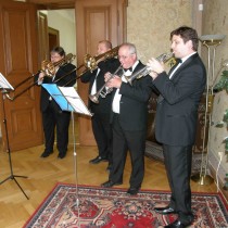 Na úvod zazněly skladby v podání Žesťového kvarteta pražských symfoniků. 