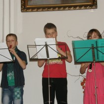 Na úvod zazněly flétny v podání žáků ZUŠ, kteří pracují pod vedením V. Musilové.
