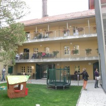 Letos byl zpřístupněn nový areál Domova pro seniory v Žatci. 