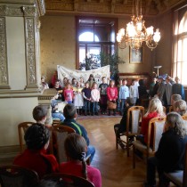 Vystoupení žáků ZŠ Liběšice v Křížově vile. 