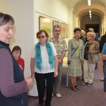 Historička muzea Milada Krausová seznámila hosty s některými významnými roky v historii Žatce. 