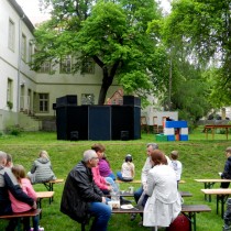 Jitřenka - loutkové divadlo Žatec zahrála dětem pohádku Perníková chaloupka. 