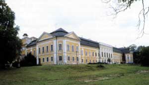 Petrohrad - zámek